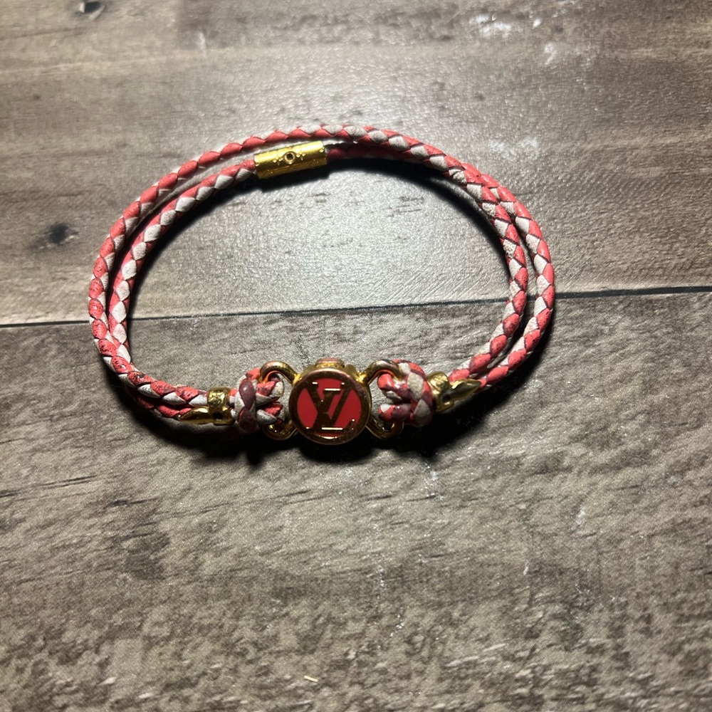 Luis vuitton bracelet